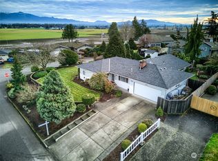 17098 Marlee Dr, Burlington, WA 98233