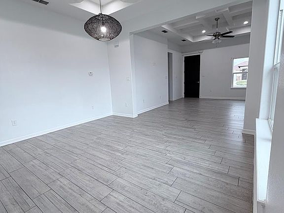 3rd image of 184 Tower St