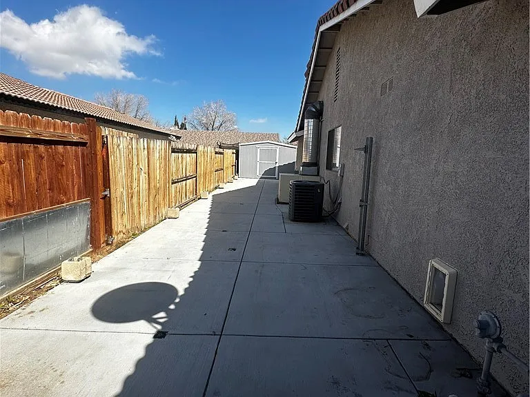 43770 Santa Rosa Cir — Photo 32