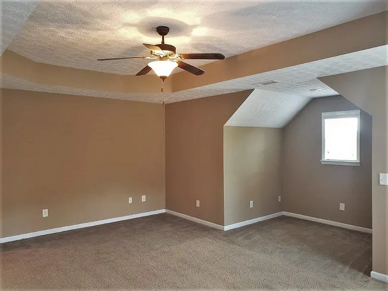 9001 Scottsdale Ct — Photo 25