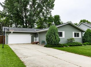 2606 Spruce Ln, Moorhead, MN 56560