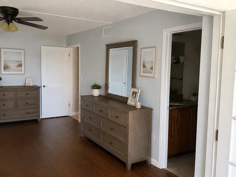 4600 Cove Cir — Photo 11