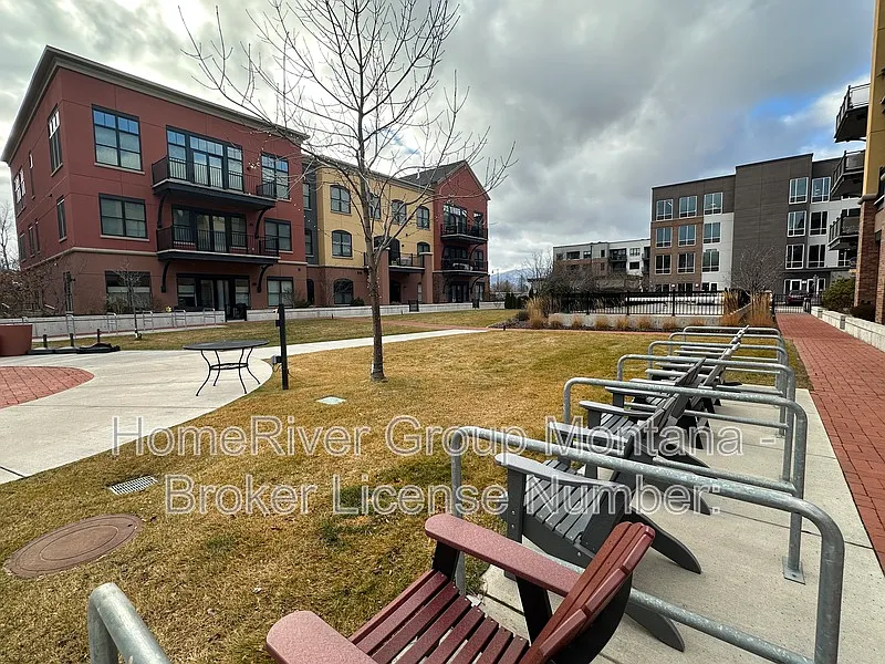 2 bed, 2.0 bath, 1100 sqft, $2,445 — Photo 2