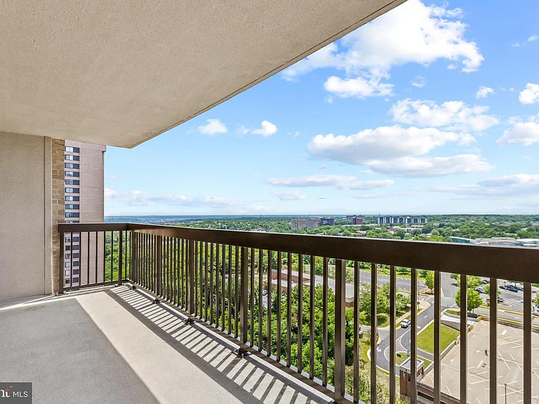 3709 S George Mason Dr E #1609 — Photo 22
