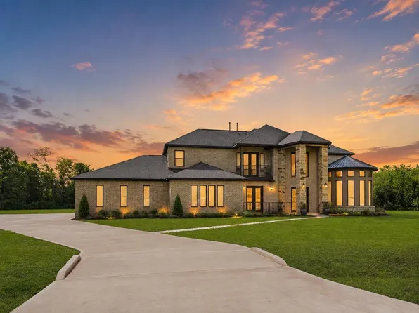 15410 Rosemary Ln, Crosby, TX 77532