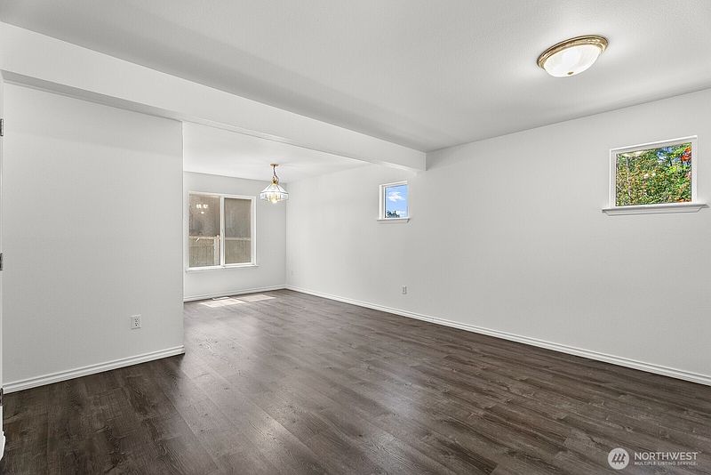 4th image of 2707 S 268th Place