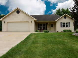 108 Lois Ln, Arena, WI 53503