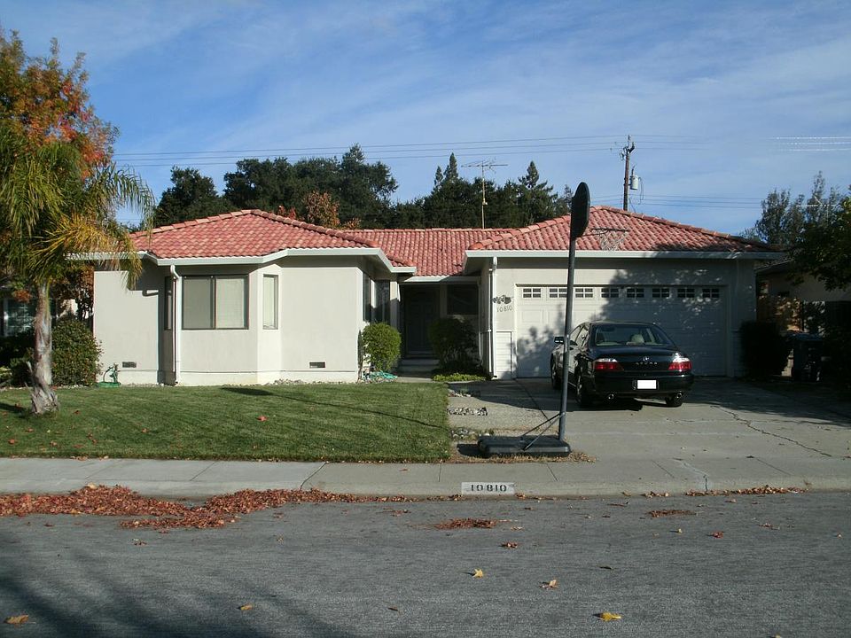 1st image of 10810 E Estates Dr