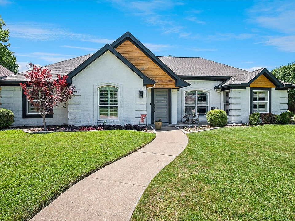 1st image of 4013 Clipper Ct