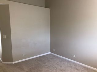 861 Addison Ave, Lombard, IL 60148