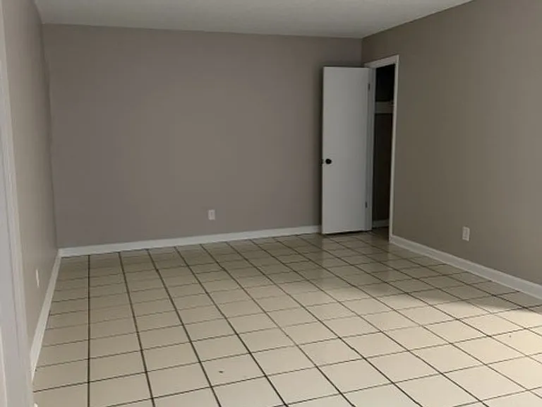 3603 Martindale Dr — Photo 11