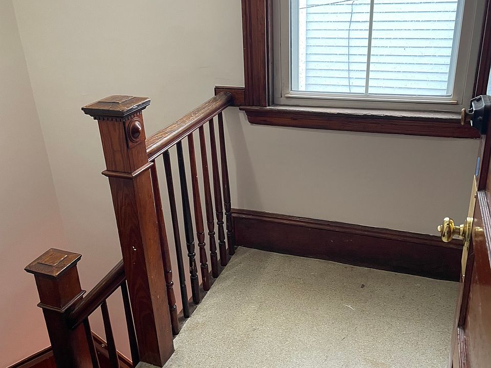 Back Hall exit & Entry