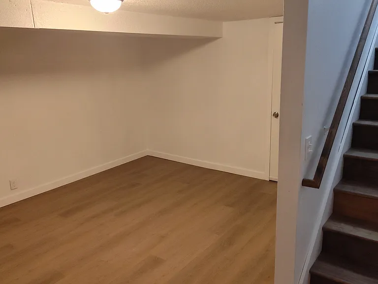 Large Finished Basement. You have this large extra space at no extra charge.