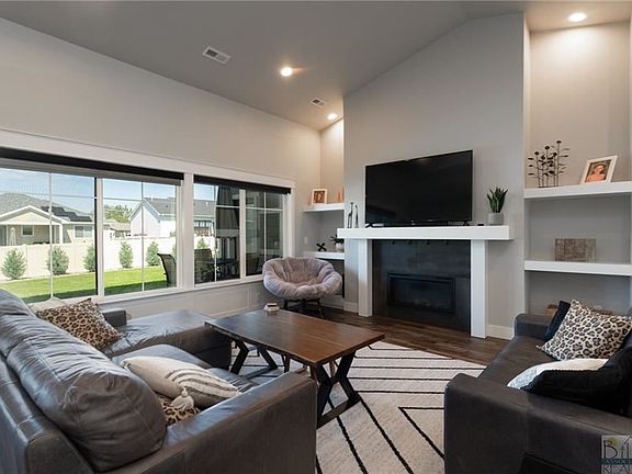 4th image of 2714 Cornell Cir