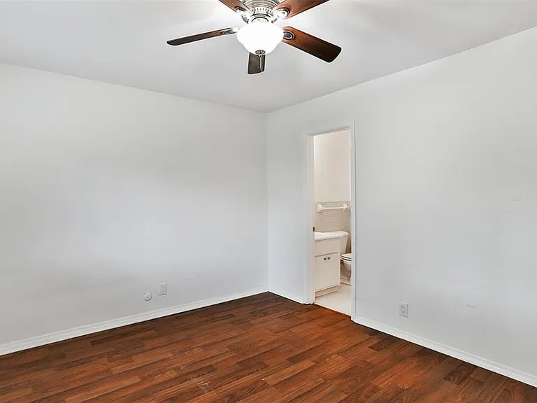 1041 N Clay Ave #C-20 — Photo 19