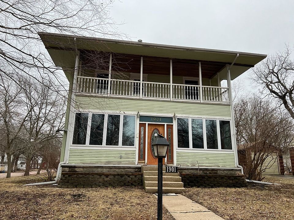 1st image of 1901 Denver Ave