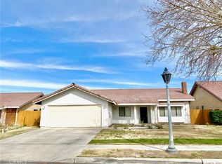 1212 Mountain View Dr, Ridgecrest, CA 93555