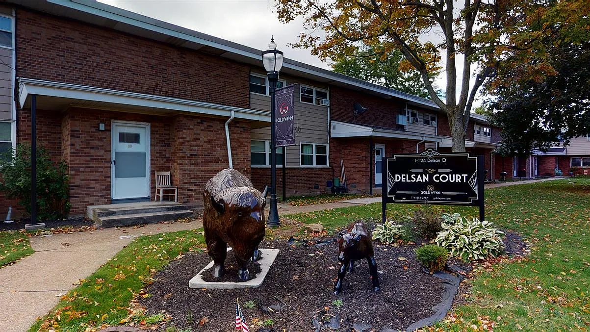 Delsan Court — Photo 2