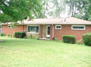 900 Wadsworth Rd, Medina, OH 44256