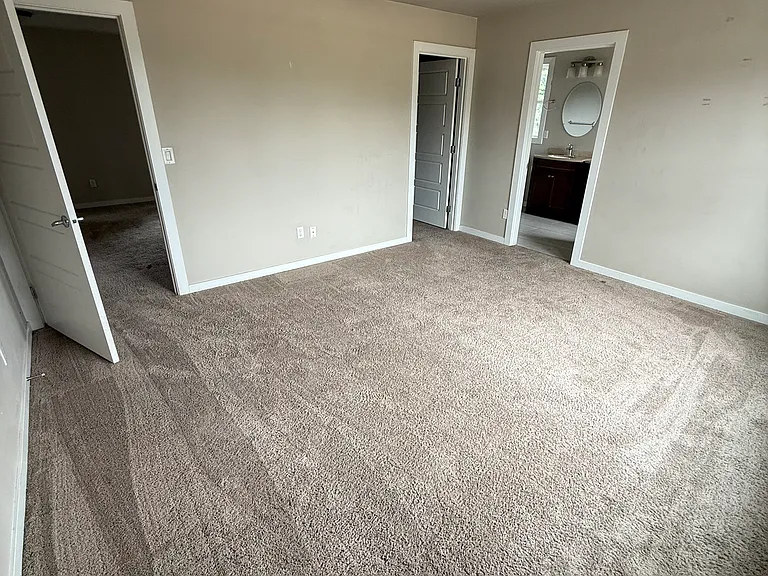 2310 Orchard St W — Photo 10