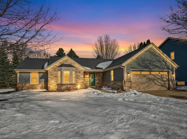 213 Ryan COURT, West Bend, WI 53095