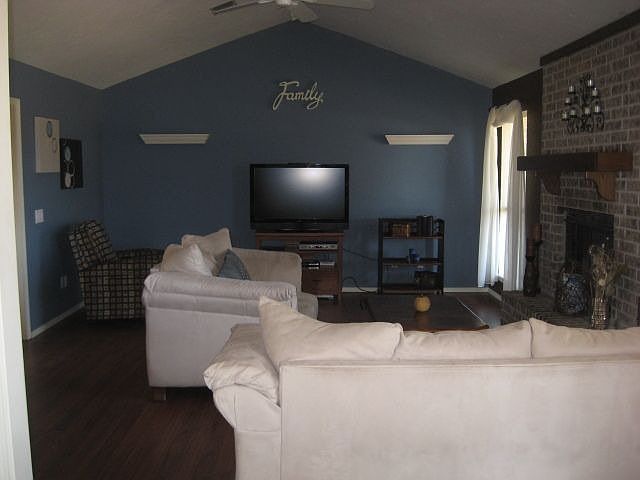 2nd image of 2306 Briarcrest