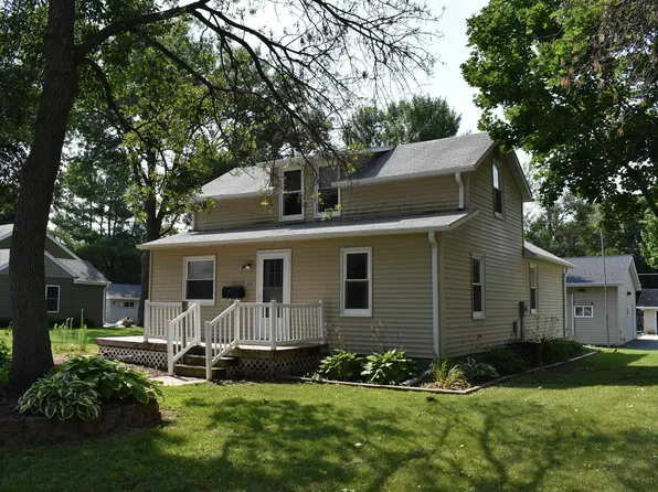 1008 Oak St, Osage, IA 50461