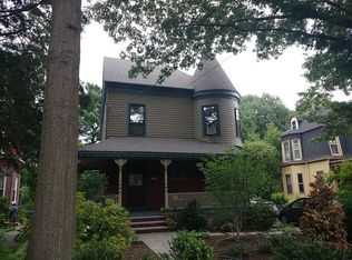 77 Perry St, Brookline, MA 02446
