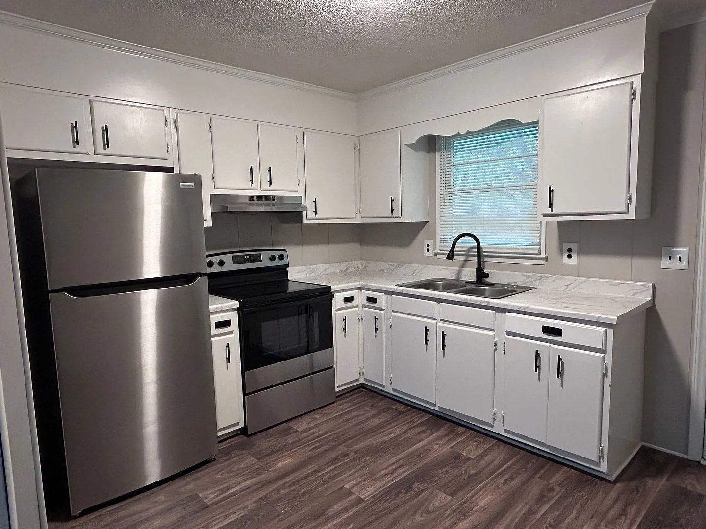 115 Cox Avenue — Photo 4