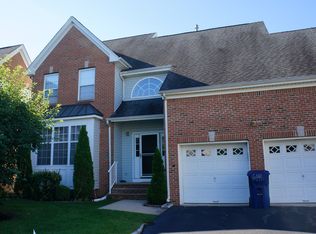 608 Daisy Ct, North Brunswick, NJ 08902