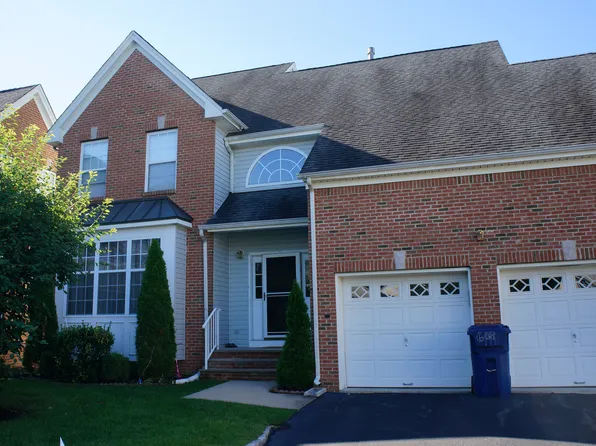 608 Daisy Ct, North Brunswick, NJ 08902