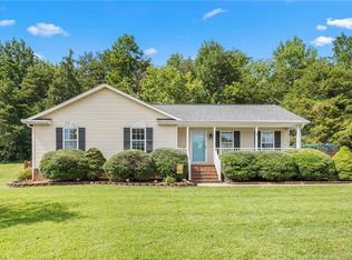 1433 Durham Meadows Dr, Burlington, NC 27217