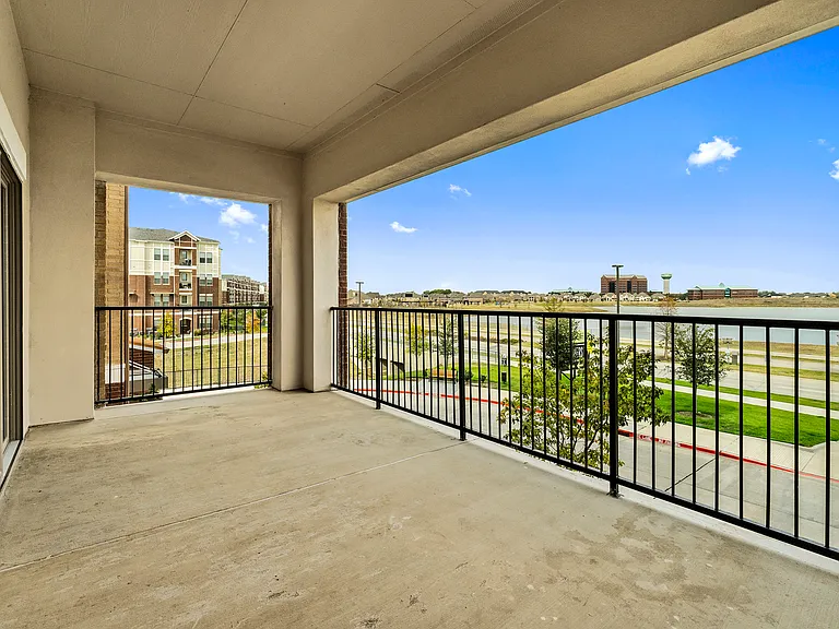C1-Elegance-Balcony C1-Elegance-Balcony