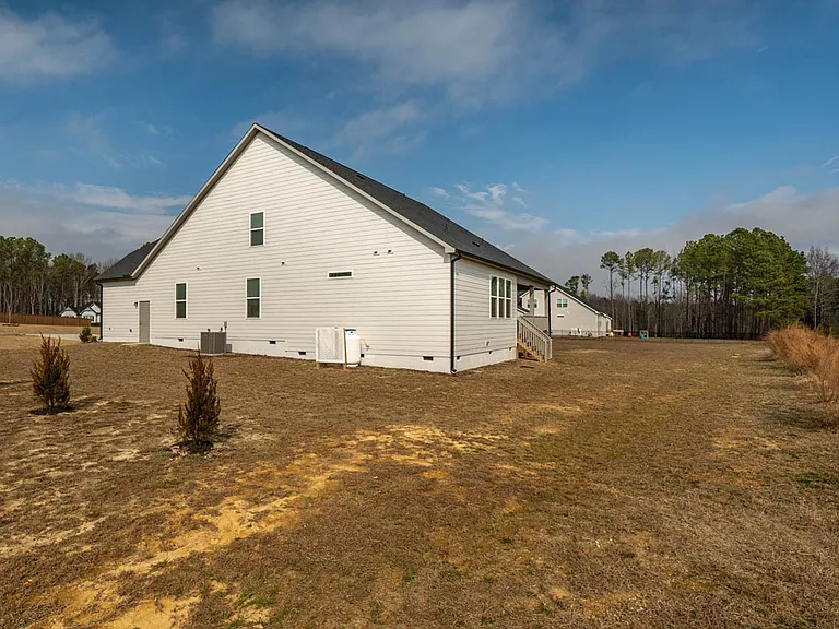 179 Castle Pond Way — Photo 12
