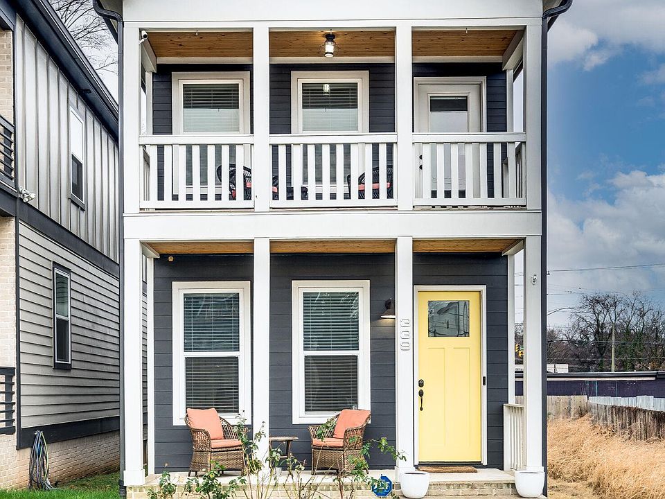 Welcome home! Perfect location just South of SoBro, South of Geodis MLS Stadium. 4bedrooms 3baths home with spacious front porch and 2nd floor balcony with downtown views. Perfect for entertaining with an open concept kitchen/living area and back deck and