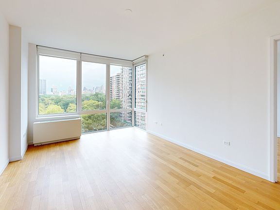 3rd image of 795 Columbus Ave APT 10D