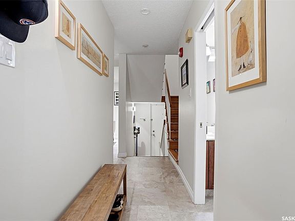 5th image of 2231 McIntyre STREET