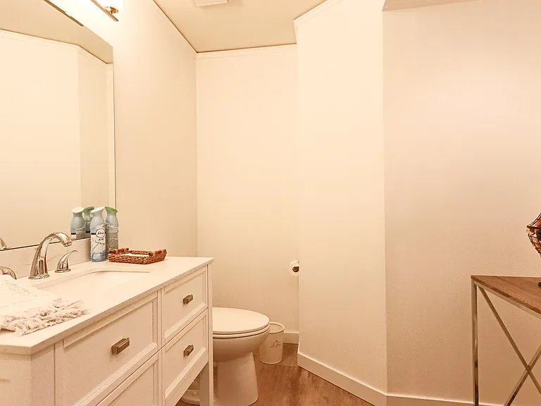 4591 Woodgreen Dr — Photo 14