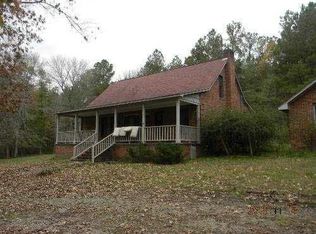 1073 Crystal Cove Rd, Leesville, SC 29070