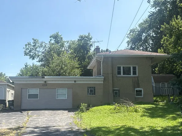 16125 Forest Ave, Oak Forest, IL 60452
