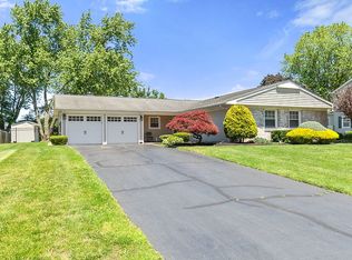 41 Girard St, Marlboro, NJ