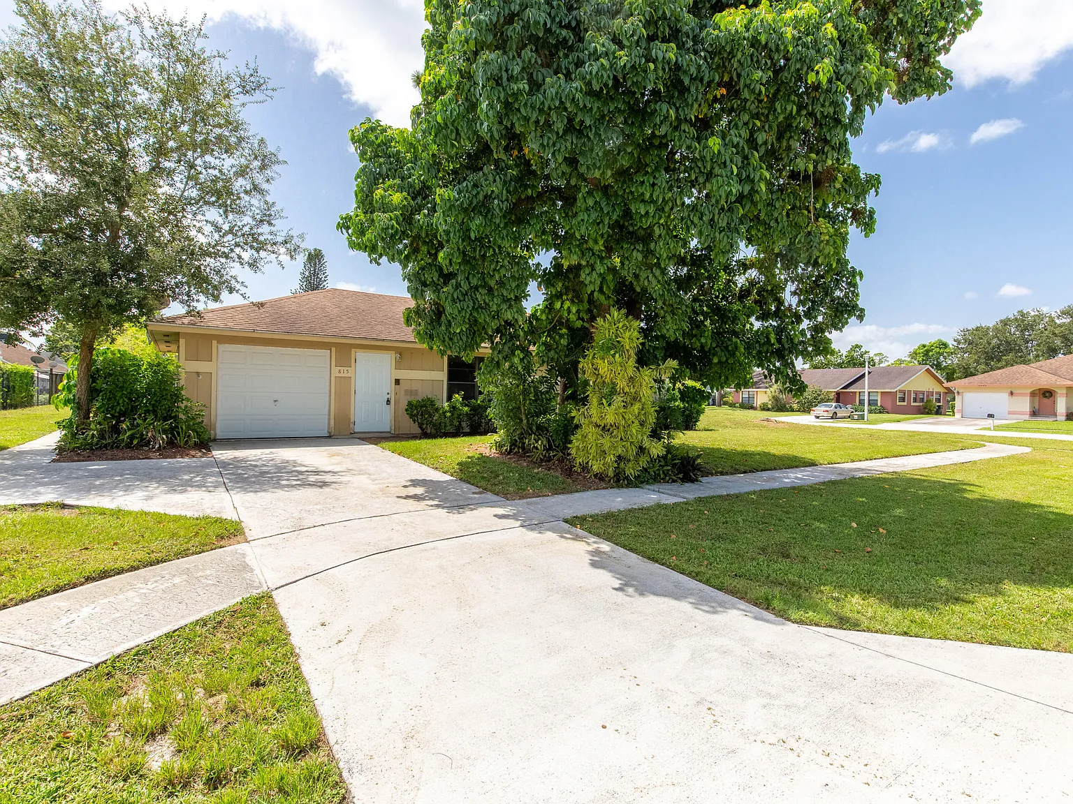 2 bed, 2.0 bath, 1150 sqft, $2,250 — Photo 1
