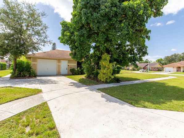 815 Peppertree Ct