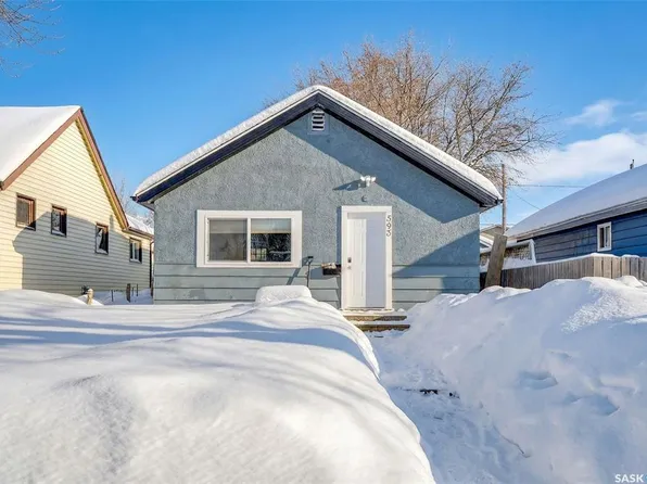585 20th STREET E, Prince Albert, SK S6V 1L4