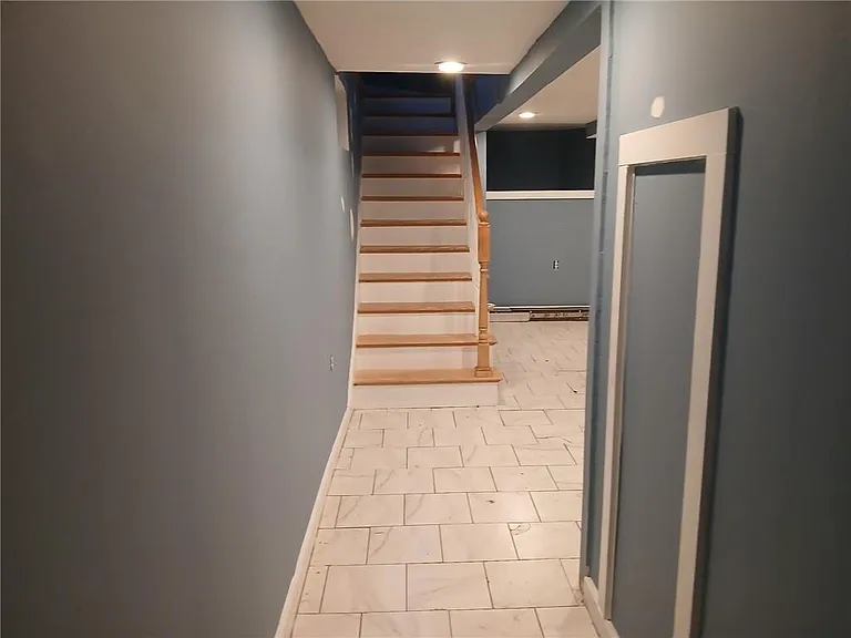 1018 Cranston St #1 — Photo 8