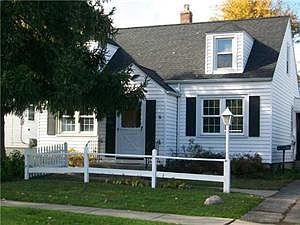 1st image of 208 Parkhurst Blvd