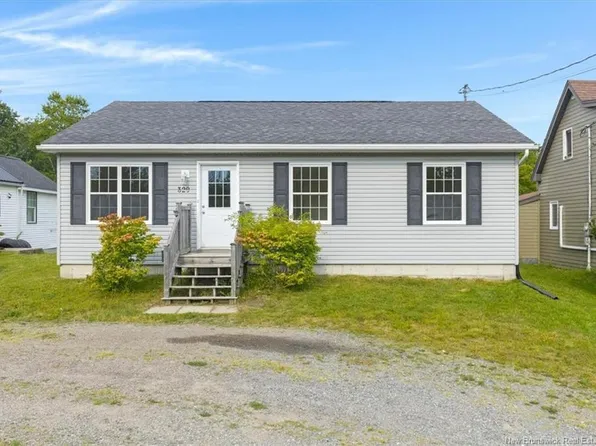 329 Hawthorne Avenue Ext, Saint John, NB E2K 3T1
