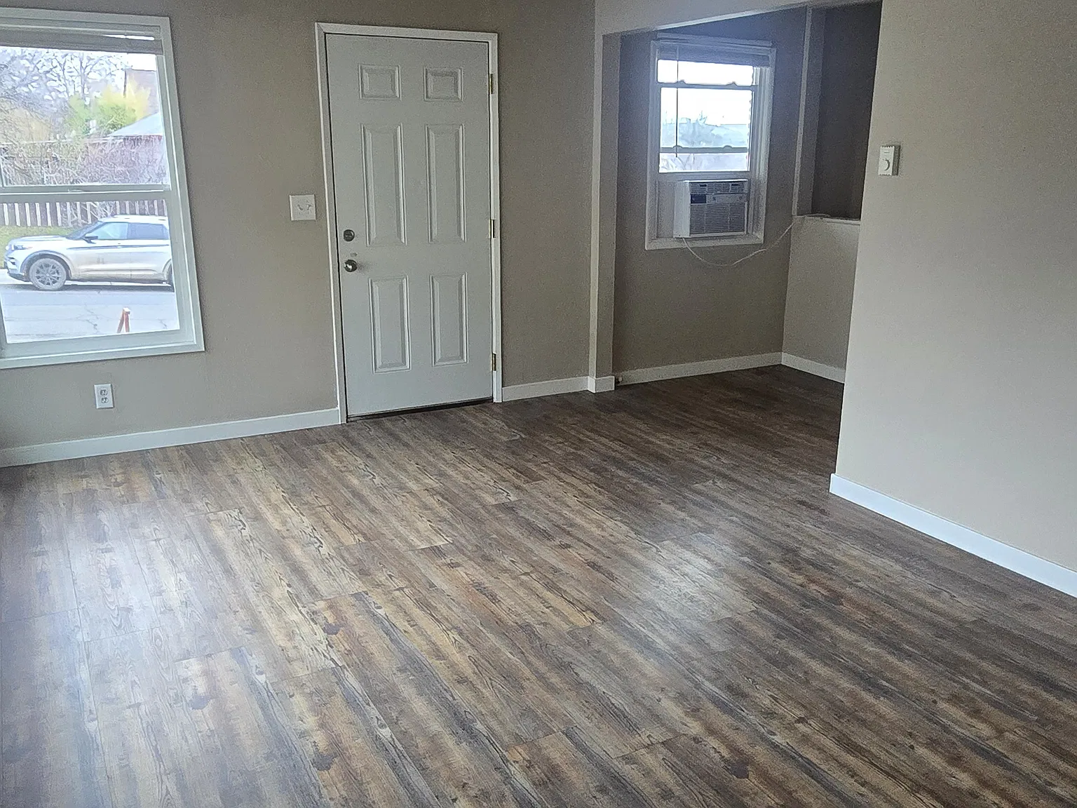 3 bed, 1600 sqft, $1,500 — Photo 3