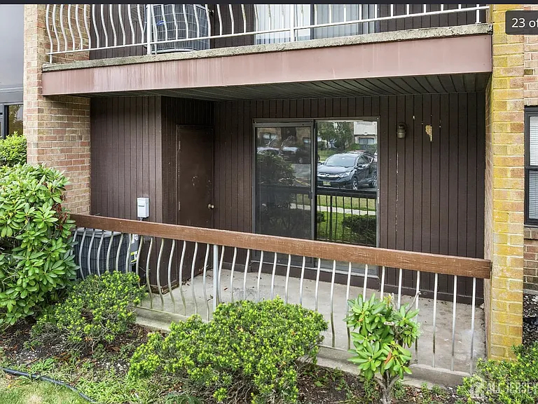 1602 Raspberry Ct — Photo 28