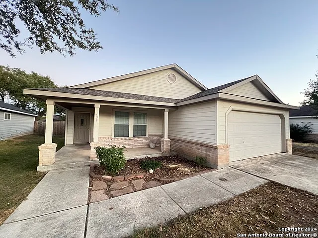 109 Bethany Way — Photo 2